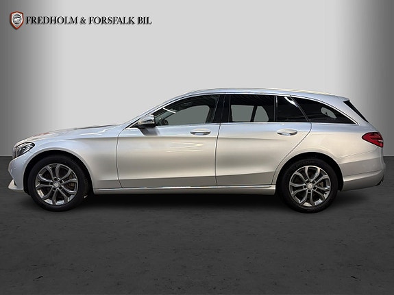 Mercedes-Benz C220 d 2 of 30