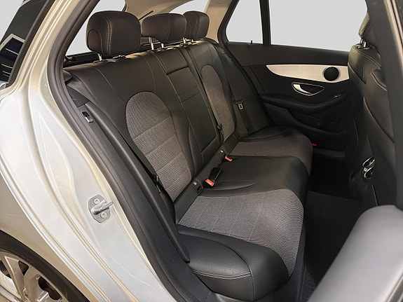Mercedes-Benz C220 d 17 of 30