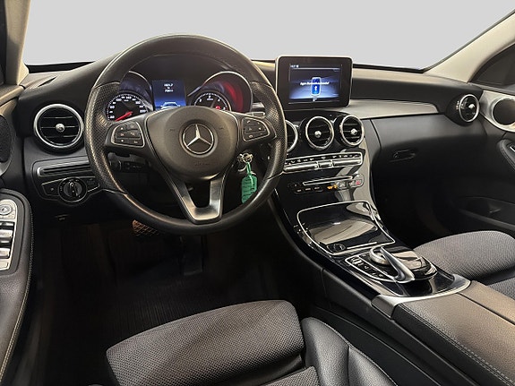 Mercedes-Benz C220 d 19 of 30