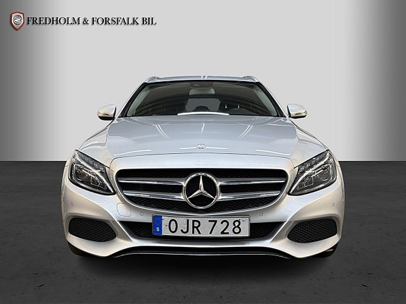 Mercedes-Benz C220 d 7 of 30