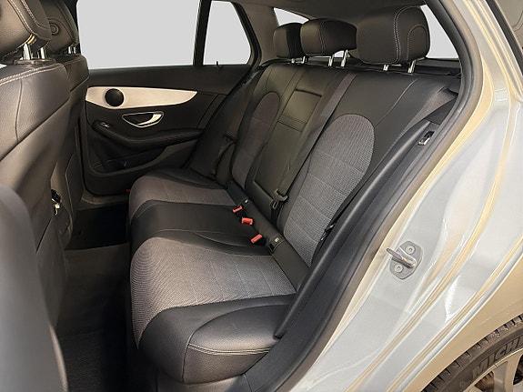 Mercedes-Benz C220 d 12 of 30
