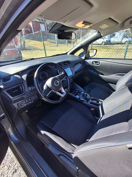 Nissan Leaf 2 of 2