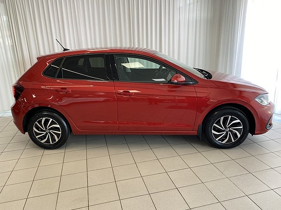 Volkswagen Polo 2 of 10