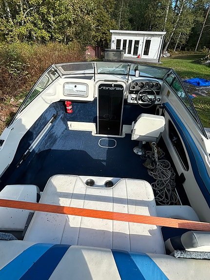 Stingray inkl. trailer 4 of 6