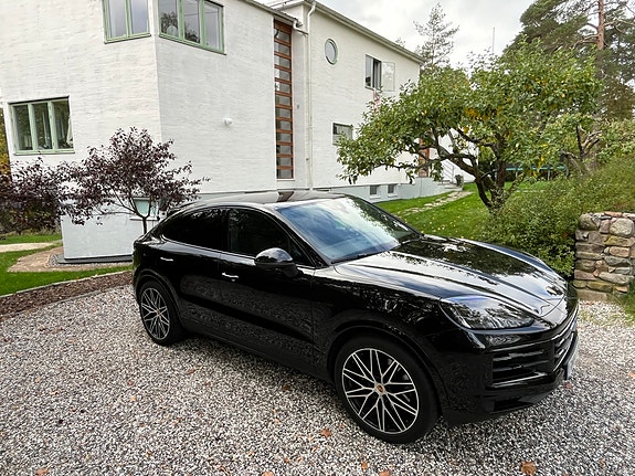 Porsche Cayenne Coupe 9 of 20