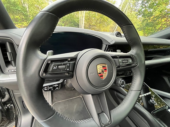 Porsche Cayenne Coupe 13 of 20