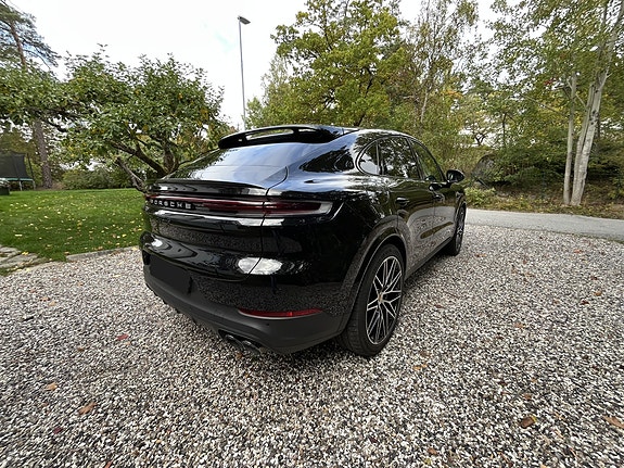 Porsche Cayenne Coupe 6 of 20