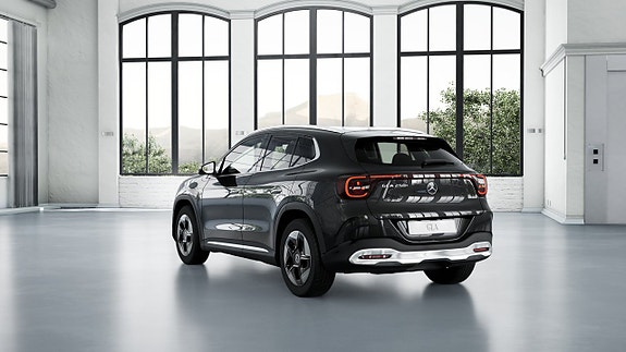 Mercedes-Benz GLA 250+ 3 of 12