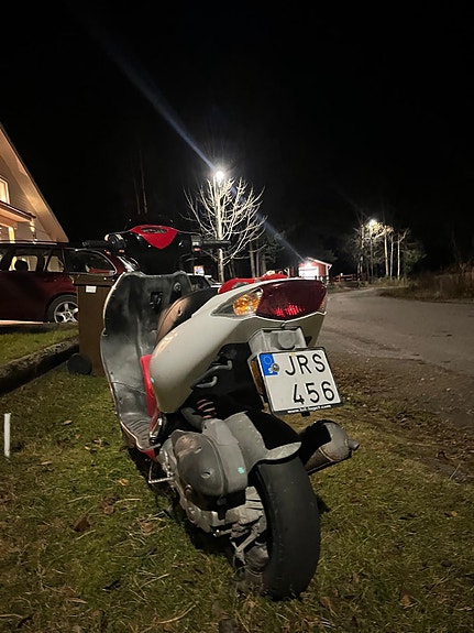 Kymco Super 9 A/C 4 of 5