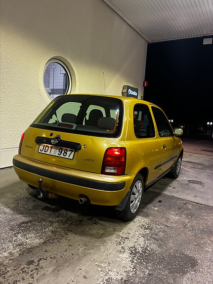 Nissan Micra 5 of 10