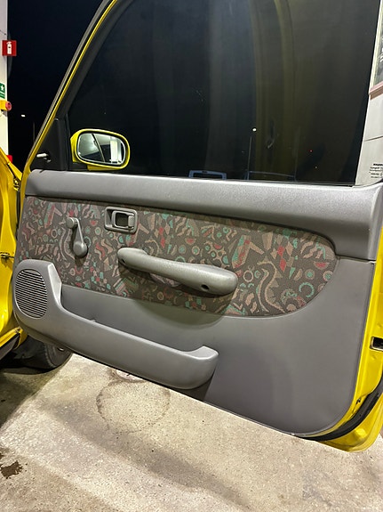 Nissan Micra 7 of 10