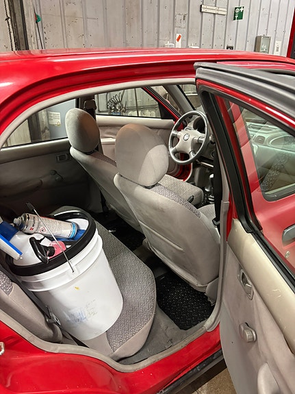 Nissan Micra 7 of 10