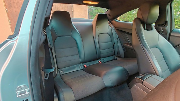 Mercedes-Benz C180 9 of 22