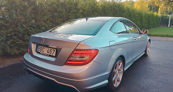 Mercedes-Benz C180 22 of 22