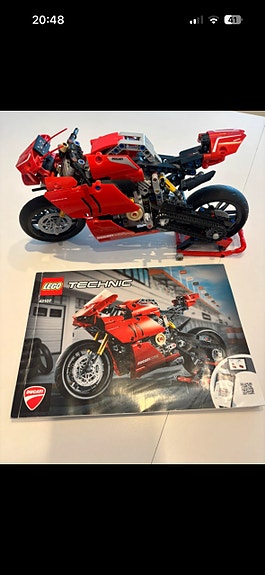 Product image 1 of 4