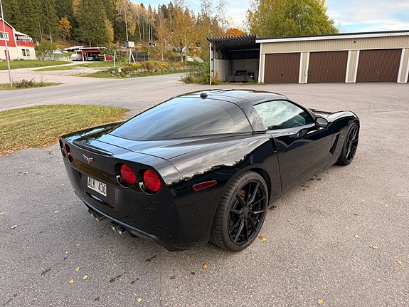 Chevrolet Corvette 3 of 10