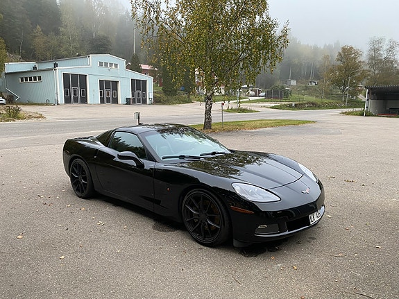 Chevrolet Corvette 4 of 10