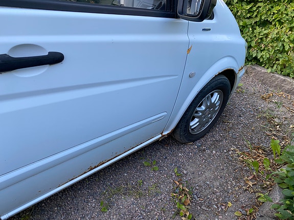 Mercedes-Benz Vito 113 4 of 10