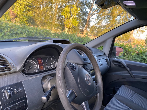 Mercedes-Benz Vito 113 6 of 10