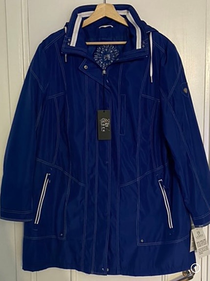 Product image 1 of 9