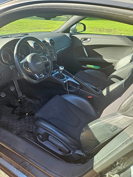 Audi TT 3 of 3