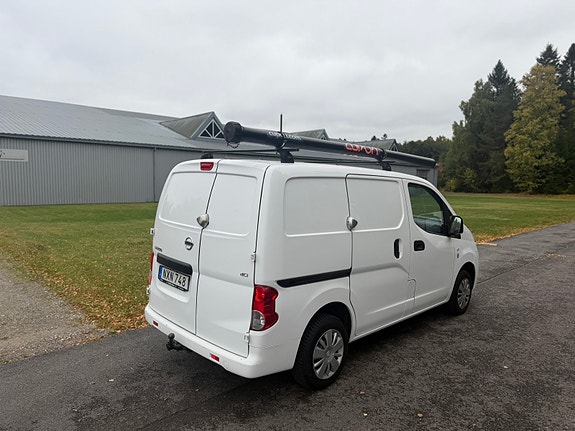 Nissan NV200 5 of 14