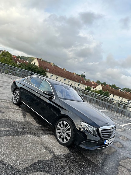 Mercedes-Benz E220 d 4 of 7