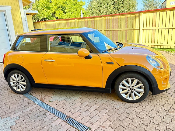 MINI One 4 of 18