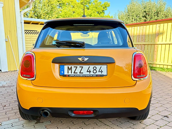 MINI One 3 of 18