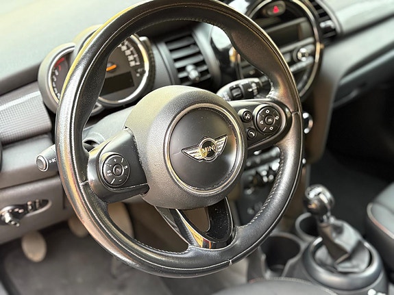MINI One 12 of 18
