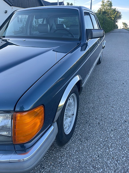 Mercedes-Benz 500 SEL 15 of 16