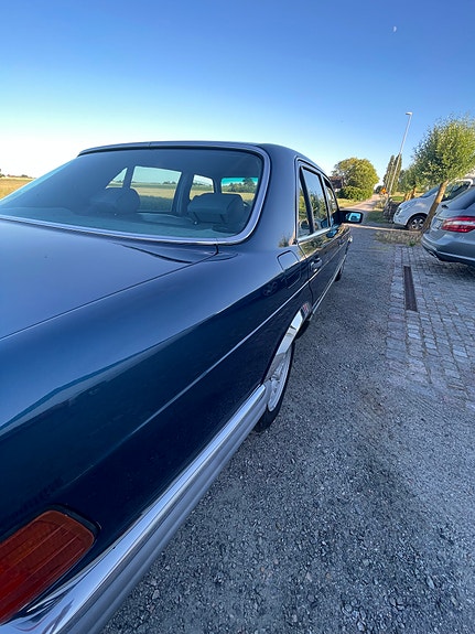 Mercedes-Benz 500 SEL 13 of 16