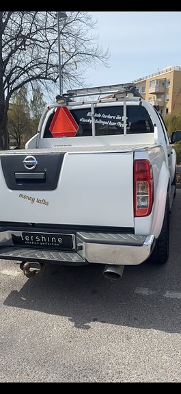 Nissan Navara 14 of 14
