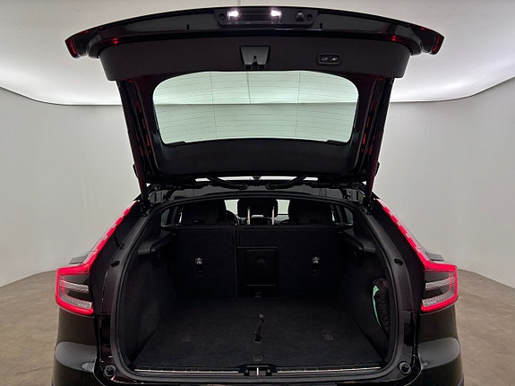 Volvo C40 19 of 27
