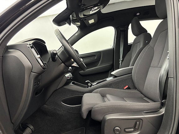 Volvo C40 11 of 27