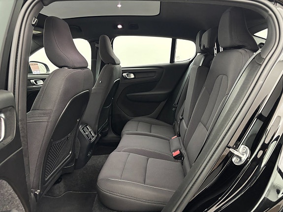 Volvo C40 12 of 27