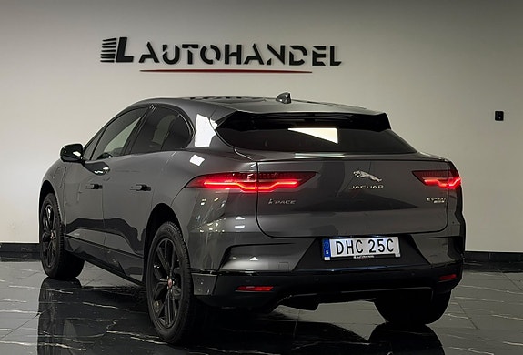 Jaguar I-PACE 4 of 30