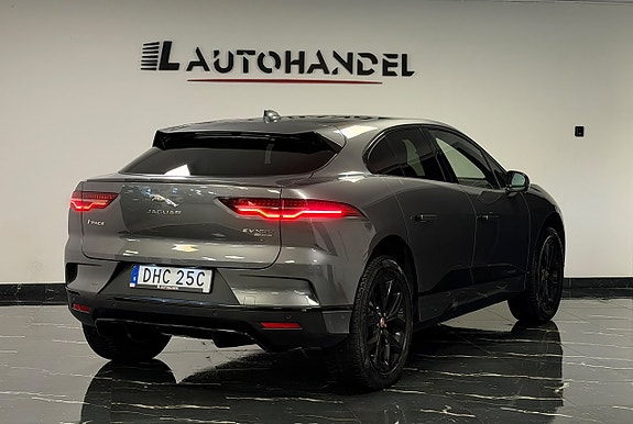 Jaguar I-PACE 6 of 30