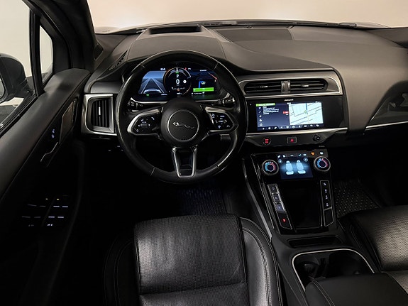 Jaguar I-PACE 15 of 30