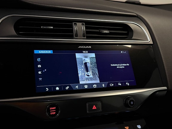 Jaguar I-PACE 23 of 30