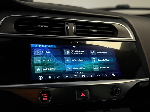 Jaguar I-PACE 17 of 30