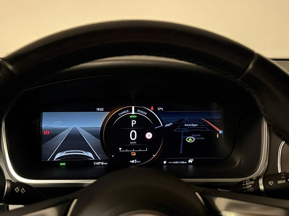 Jaguar I-PACE 14 of 30