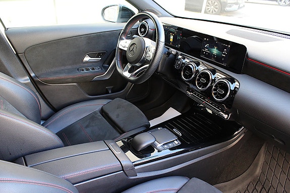 Mercedes-Benz A180 4 of 24