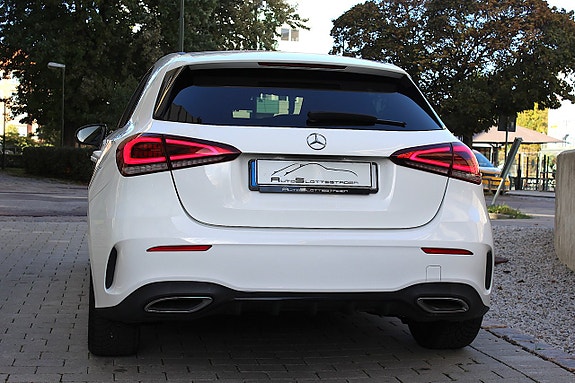Mercedes-Benz A180 13 of 24