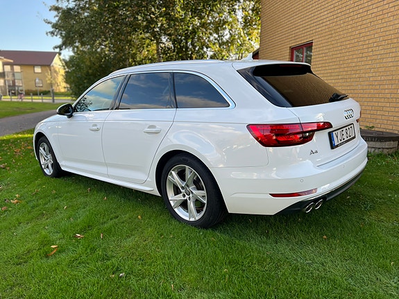 Audi A4 3 of 12