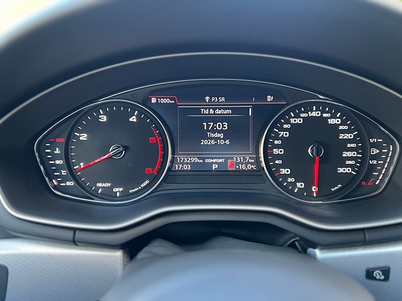 Audi A4 10 of 12