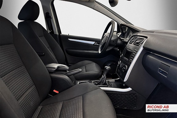 Mercedes-Benz B 180 9 of 12