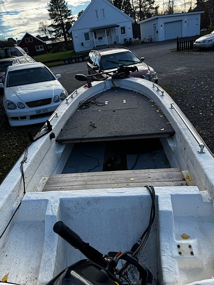 Lami 420. Tohatsu 20hk med vagn. 5 of 6