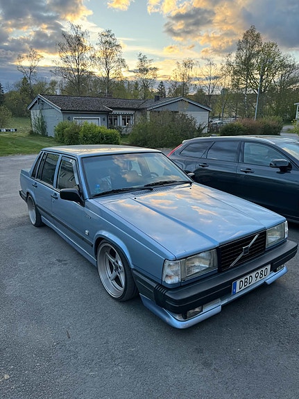 Volvo 740 4 of 8