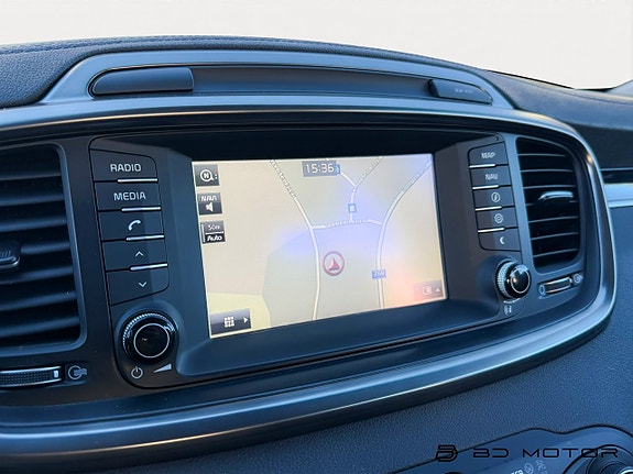 Kia Sorento 14 of 18